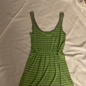 Green/gray girls jumper